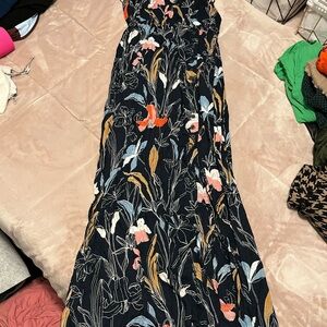 O’Neil maxi floral dress with slit and buttons size small
